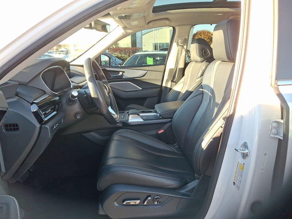 used 2023 Acura MDX car, priced at $41,000