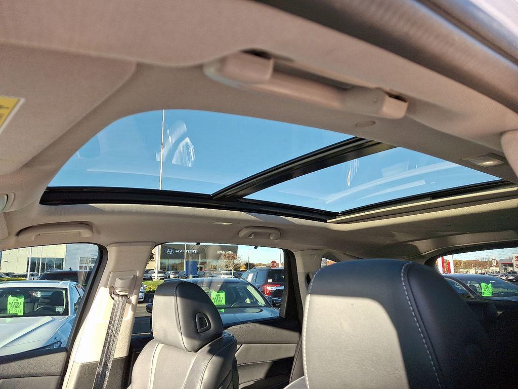 used 2023 Acura MDX car, priced at $41,000