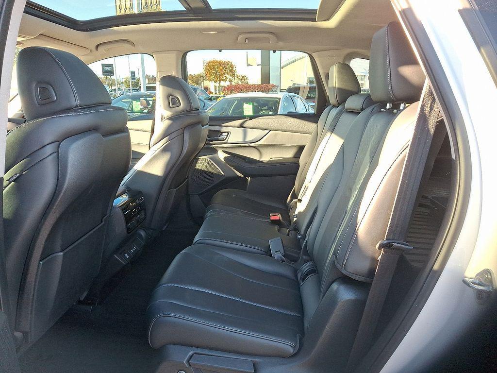 used 2023 Acura MDX car, priced at $41,000