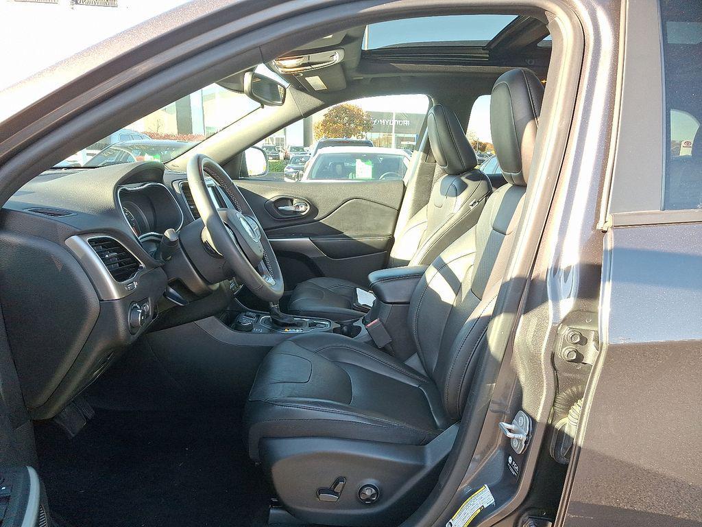 used 2021 Jeep Cherokee car, priced at $21,300