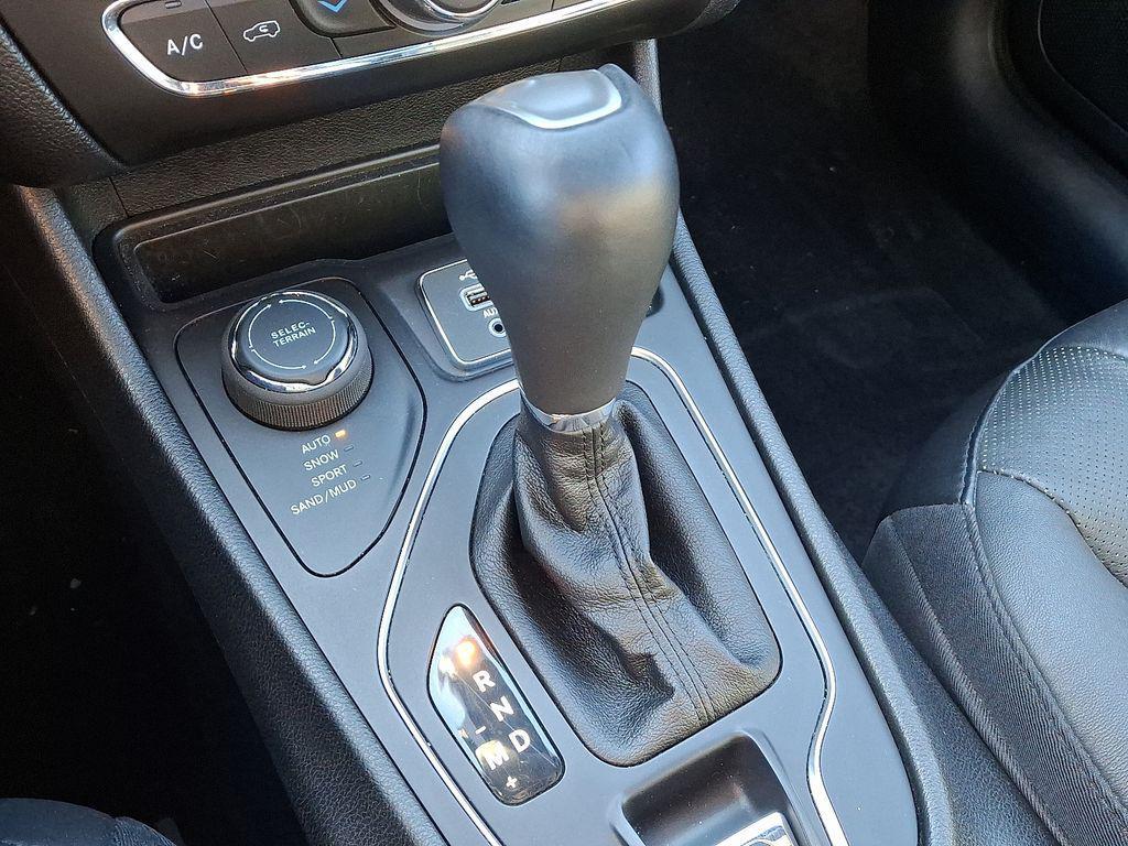 used 2021 Jeep Cherokee car, priced at $21,300