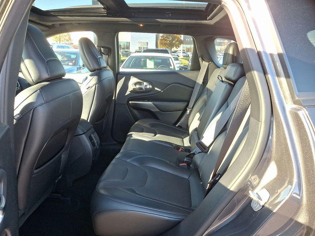 used 2021 Jeep Cherokee car, priced at $21,300