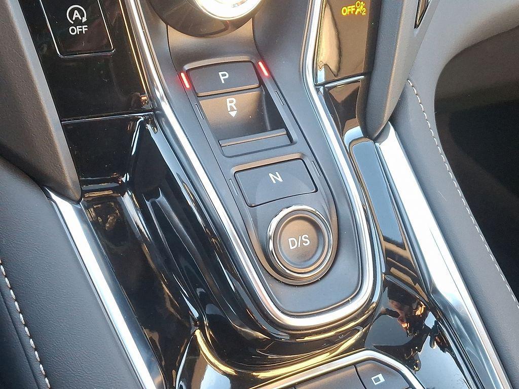 used 2025 Acura RDX car, priced at $46,000