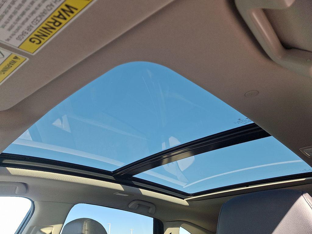 used 2021 Acura RDX car, priced at $25,300