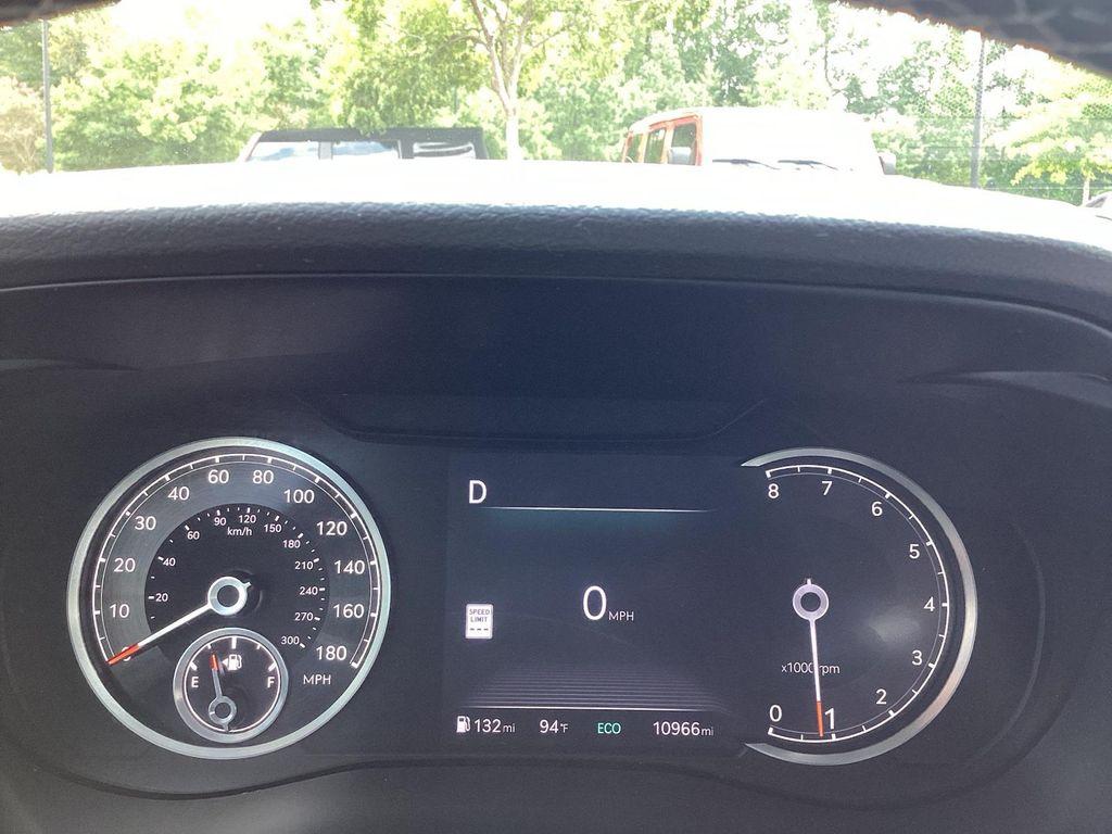 used 2025 Genesis G70 car, priced at $32,000