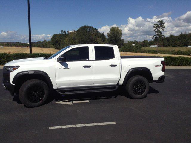 new 2024 Chevrolet Colorado car, priced at $39,619