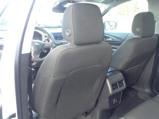 used 2023 Chevrolet Equinox car, priced at $21,000