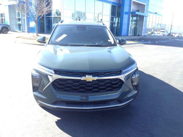 new 2025 Chevrolet Trax car, priced at $25,430