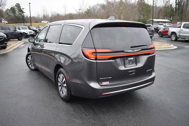 used 2022 Chrysler Pacifica Hybrid car, priced at $24,000