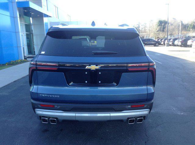 new 2025 Chevrolet Traverse car, priced at $42,995