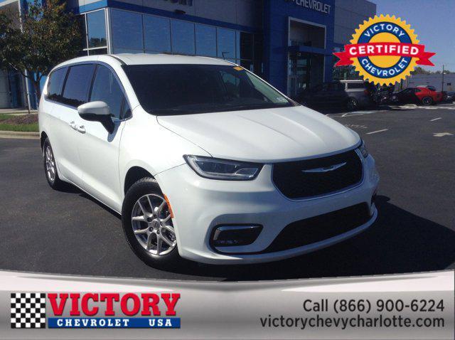 used 2023 Chrysler Pacifica car, priced at $25,000