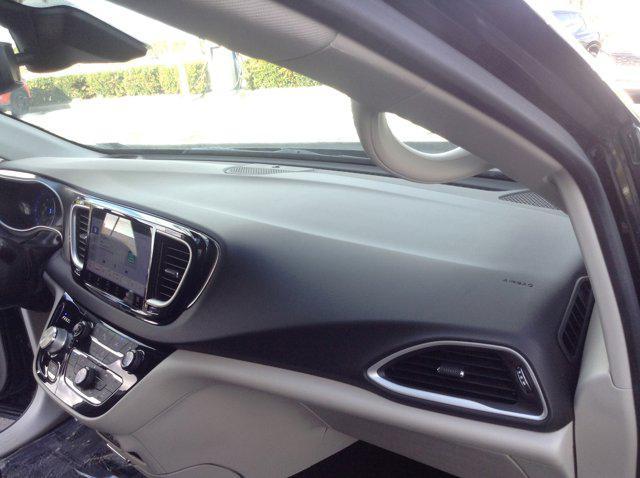 used 2022 Chrysler Pacifica car, priced at $23,500