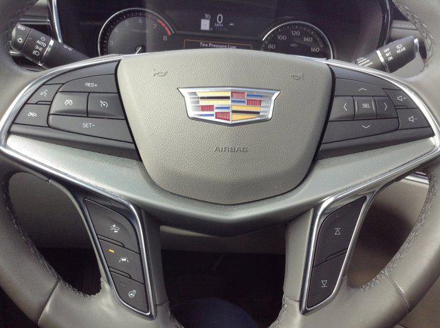 used 2021 Cadillac XT5 car, priced at $31,500