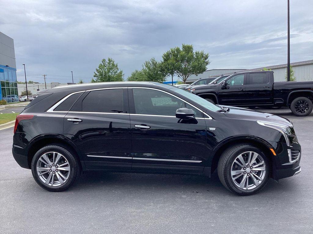 used 2025 Cadillac XT5 car, priced at $45,409