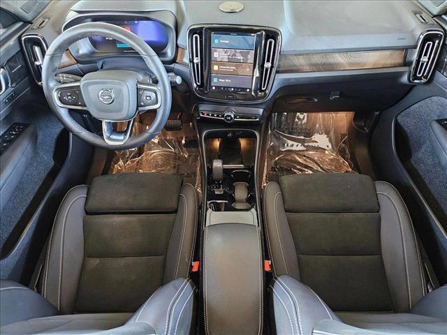 used 2022 Volvo C40 Recharge Pure Electric car, priced at $28,152