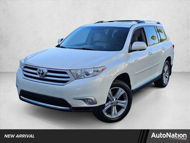 used 2013 Toyota Highlander car, priced at $18,484