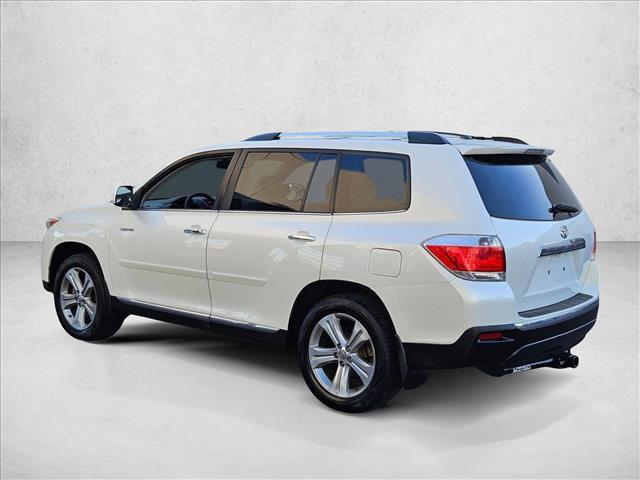 used 2013 Toyota Highlander car, priced at $18,484