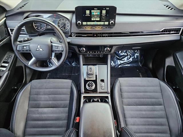 used 2024 Mitsubishi Outlander car, priced at $28,211