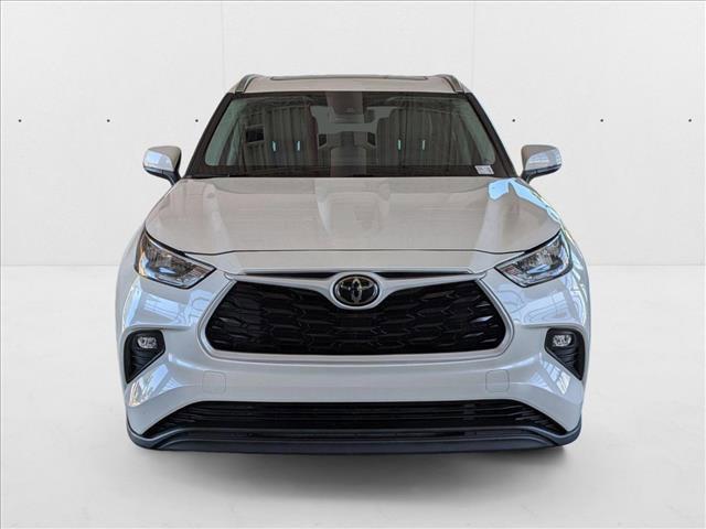 used 2020 Toyota Highlander car, priced at $26,937