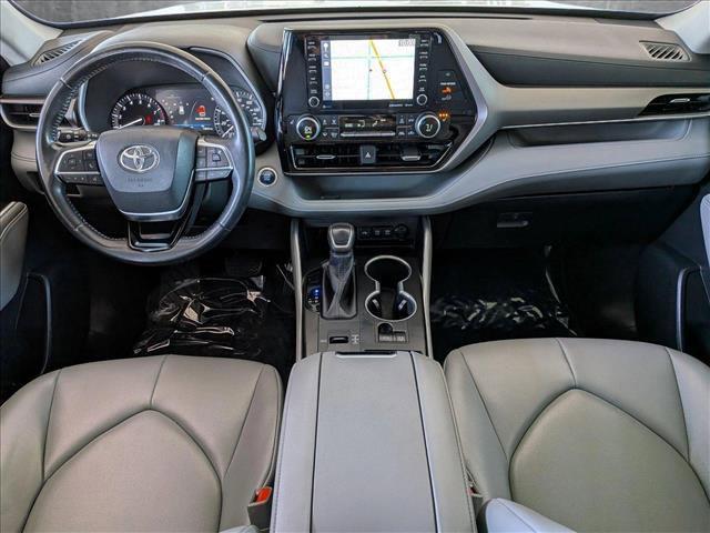 used 2020 Toyota Highlander car, priced at $27,752