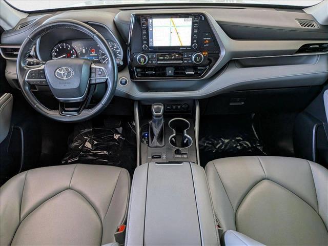 used 2020 Toyota Highlander car, priced at $26,937