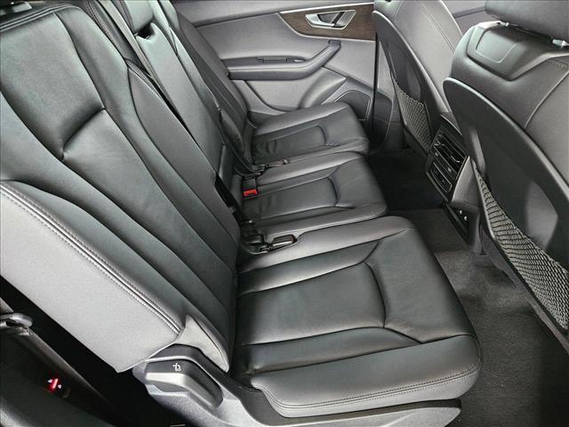 used 2024 Audi Q7 car, priced at $50,455