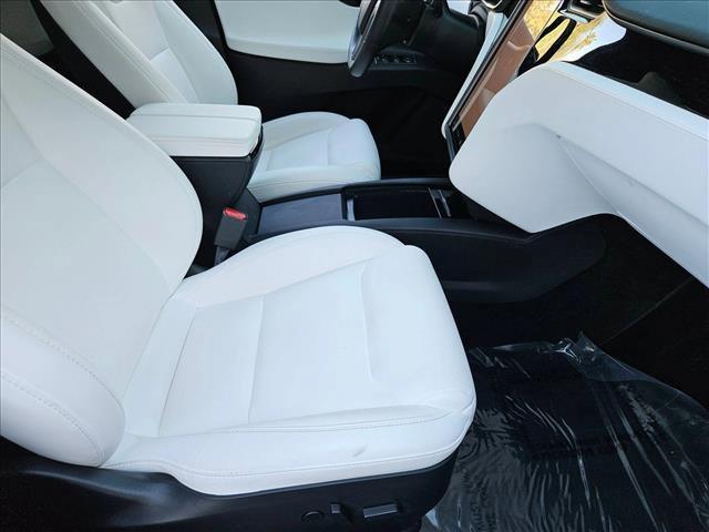 used 2020 Tesla Model X car, priced at $34,879