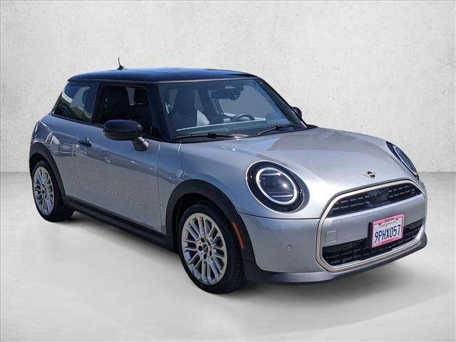 used 2025 MINI Hardtop car, priced at $26,995
