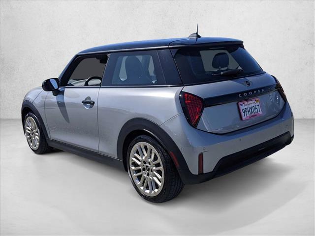 used 2025 MINI Hardtop car, priced at $26,995