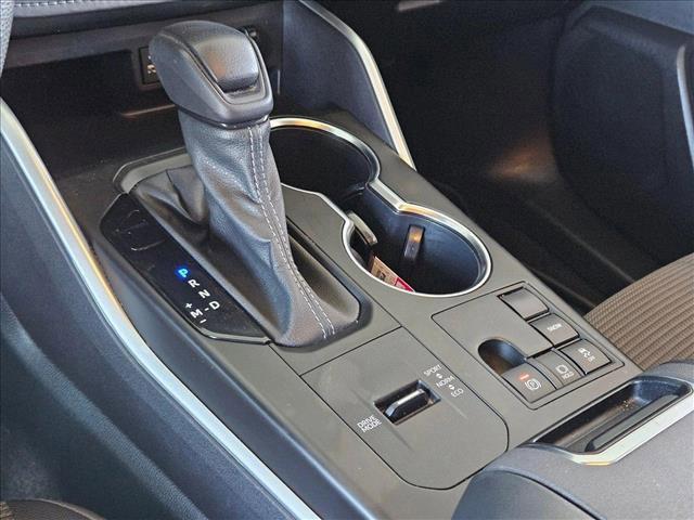 used 2023 Toyota Highlander car, priced at $31,661