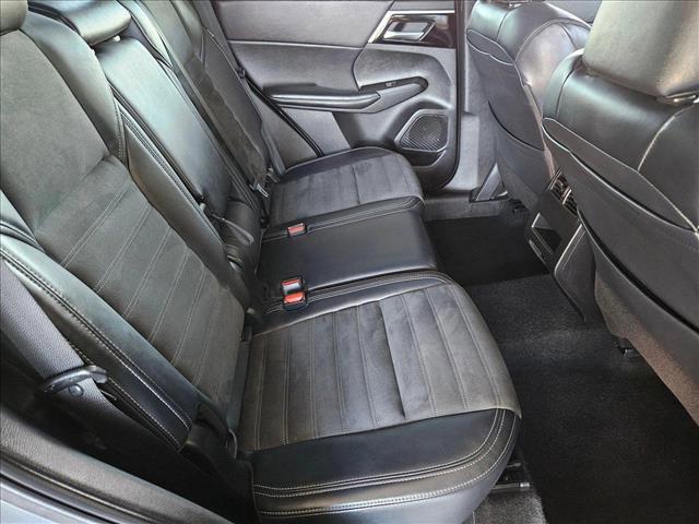 used 2024 Mitsubishi Outlander car, priced at $25,764