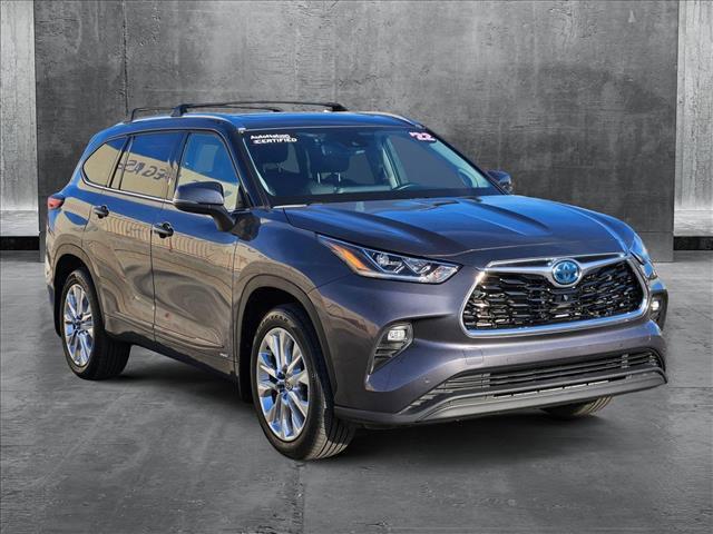 used 2022 Toyota Highlander Hybrid car, priced at $39,955