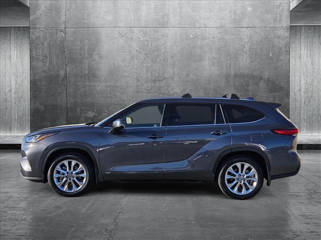 used 2022 Toyota Highlander Hybrid car, priced at $39,955
