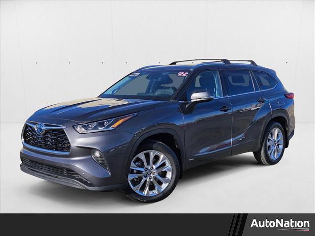 used 2022 Toyota Highlander Hybrid car, priced at $37,252