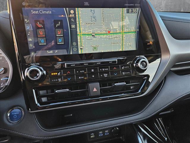 used 2022 Toyota Highlander Hybrid car, priced at $39,955