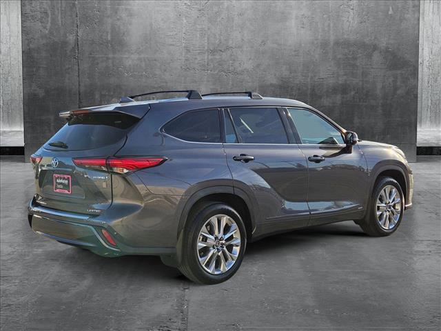 used 2022 Toyota Highlander Hybrid car, priced at $39,955