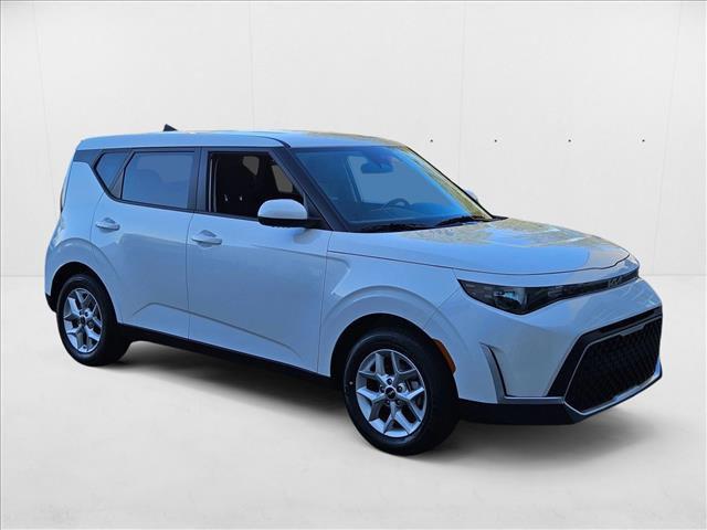 used 2025 Kia Soul car, priced at $19,998