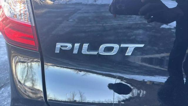 used 2021 Honda Pilot car, priced at $25,450