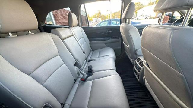 used 2019 Honda Pilot car, priced at $22,450