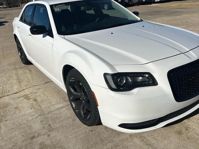 used 2022 Chrysler 300 car, priced at $19,999