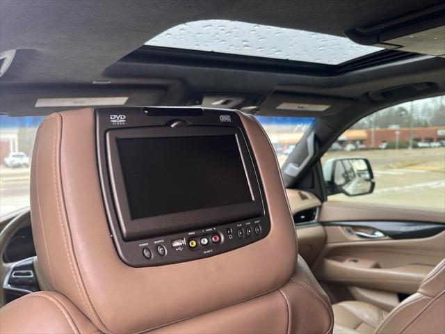 used 2019 Cadillac Escalade car, priced at $35,999