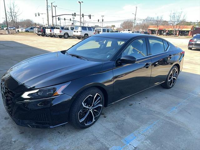 used 2023 Nissan Altima car, priced at $20,999