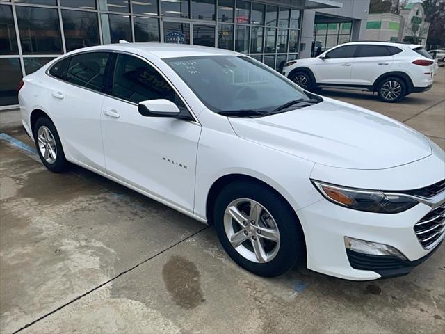 used 2024 Chevrolet Malibu car, priced at $19,999