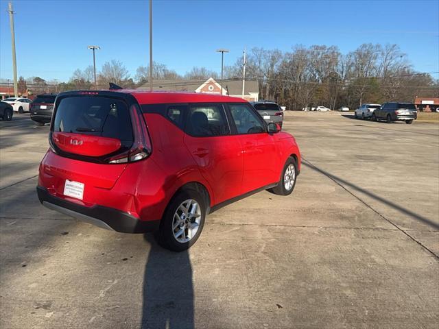 used 2023 Kia Soul car, priced at $17,599