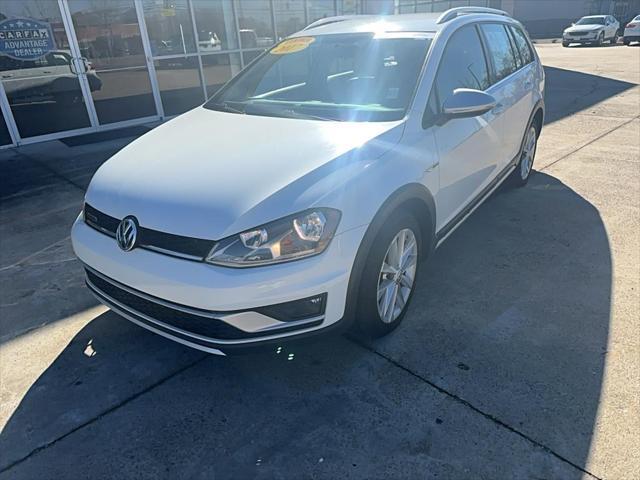 used 2017 Volkswagen Golf Alltrack car, priced at $13,999