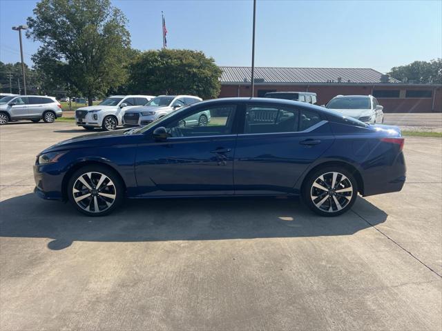 used 2023 Nissan Altima car