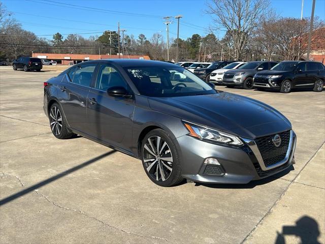 used 2021 Nissan Altima car, priced at $17,999