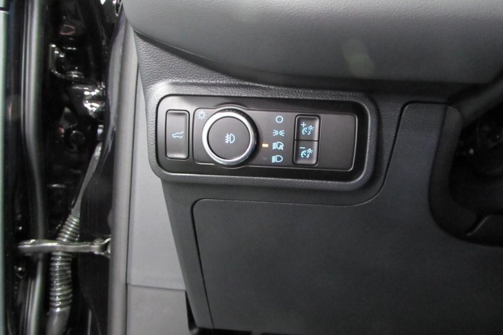 new 2025 Ford Explorer car, priced at $46,205