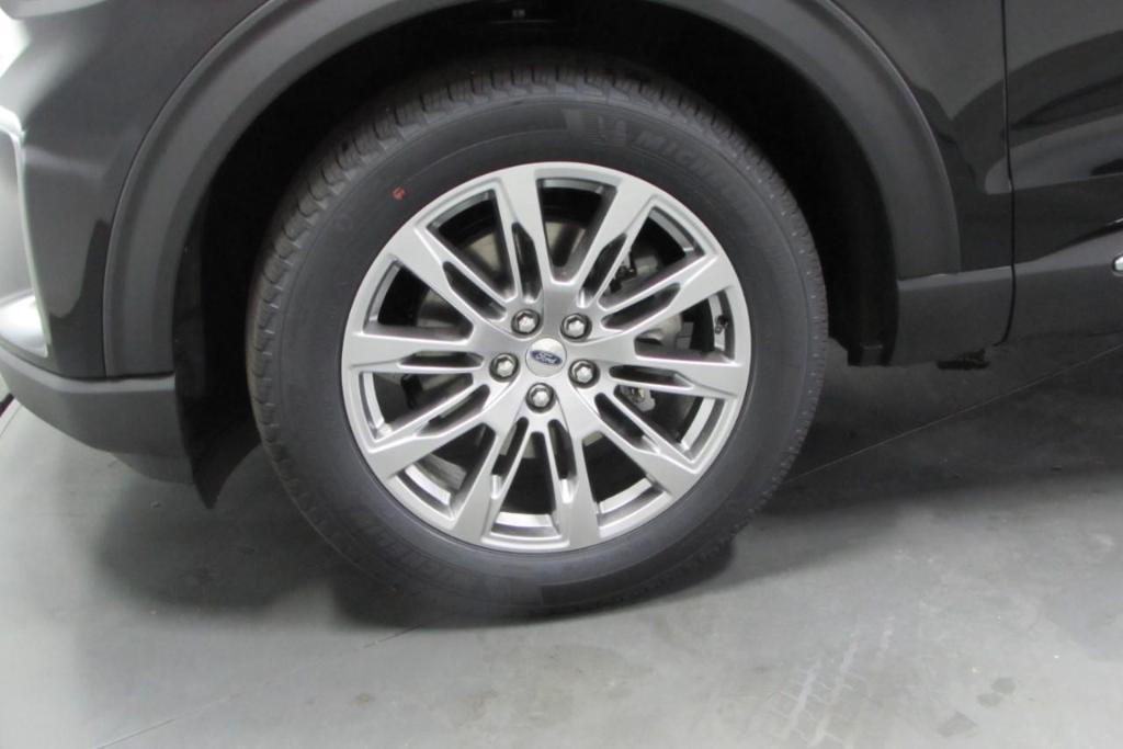 new 2025 Ford Explorer car, priced at $46,205