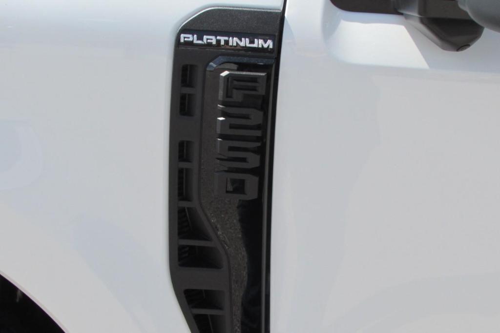new 2025 Ford F-250 car, priced at $98,805